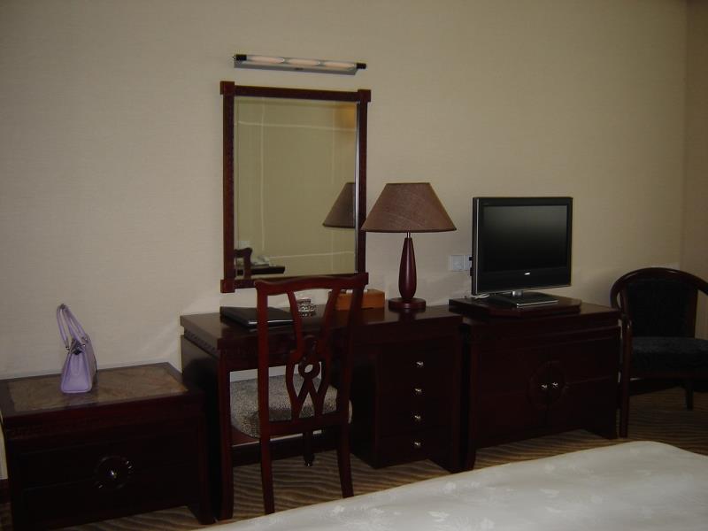 Huayue Hotel Canton Esterno foto